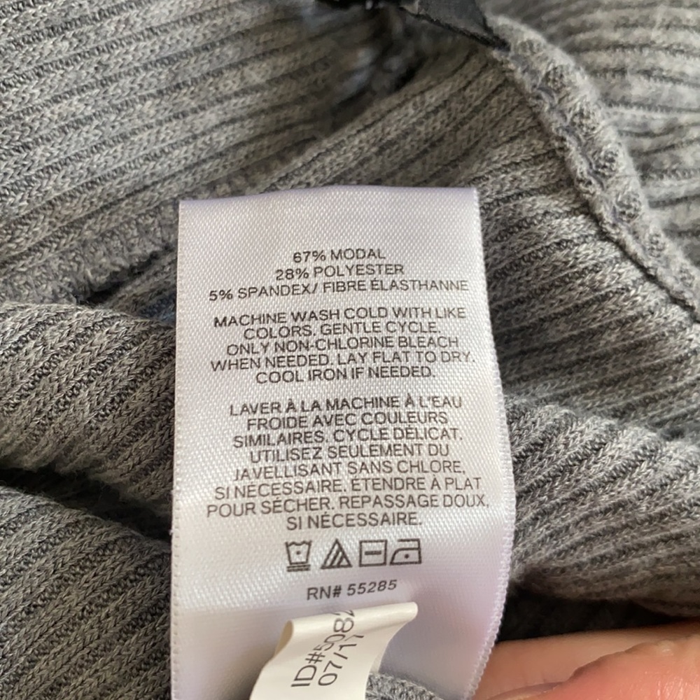 Express Grey Ribbed Long Sleeve - Picture 4 of 4